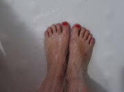 Piedini in acqua